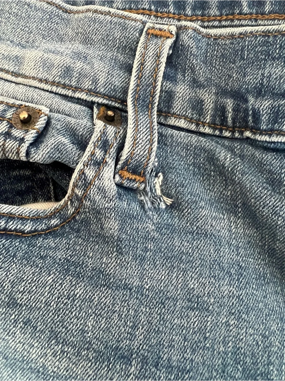 J Crew Classic Medium Wash Blue Jeans